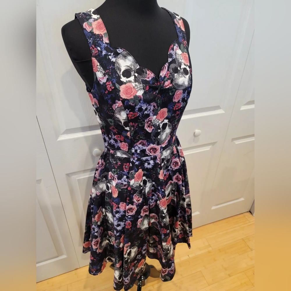Hot Topic Summer Hell Bunny floral skull cutout skater Rockabilly tank dress S - Picture 6 of 8